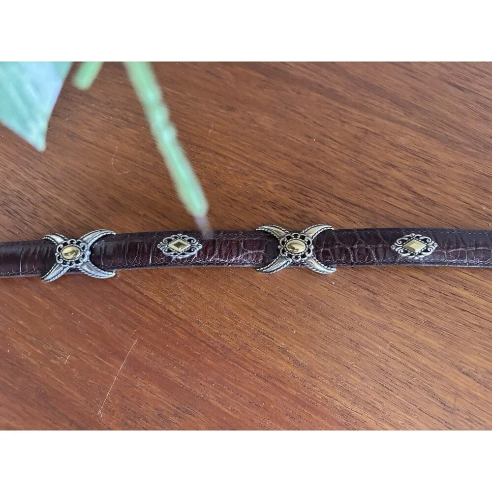 Vintage 90s BRIGHTON Two-Toned CONCHO Leather Belt SIZE SMALL Croc Embossed